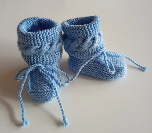Pletené bačkůrky - 10 cm