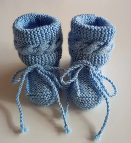 Pletené bačkůrky - 10 cm